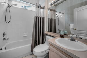Bathroom2