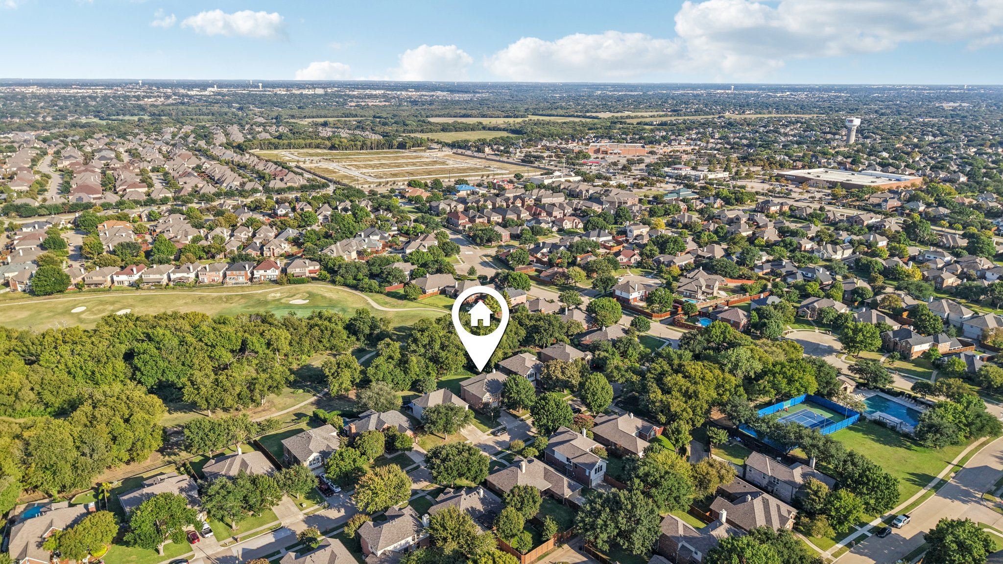 Longview Dr-S0210-050.jpg