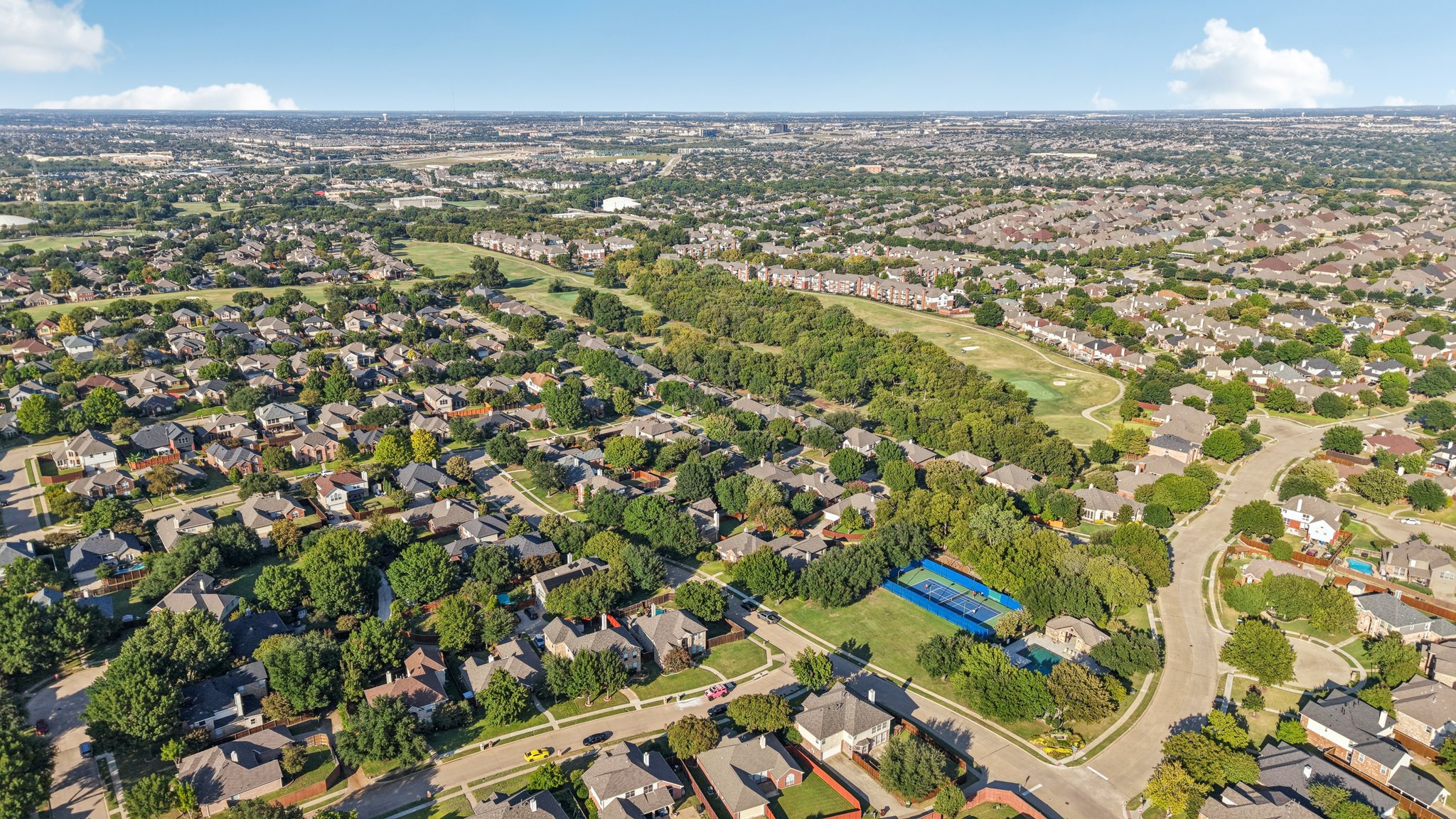 Longview Dr-S0210-051.jpg