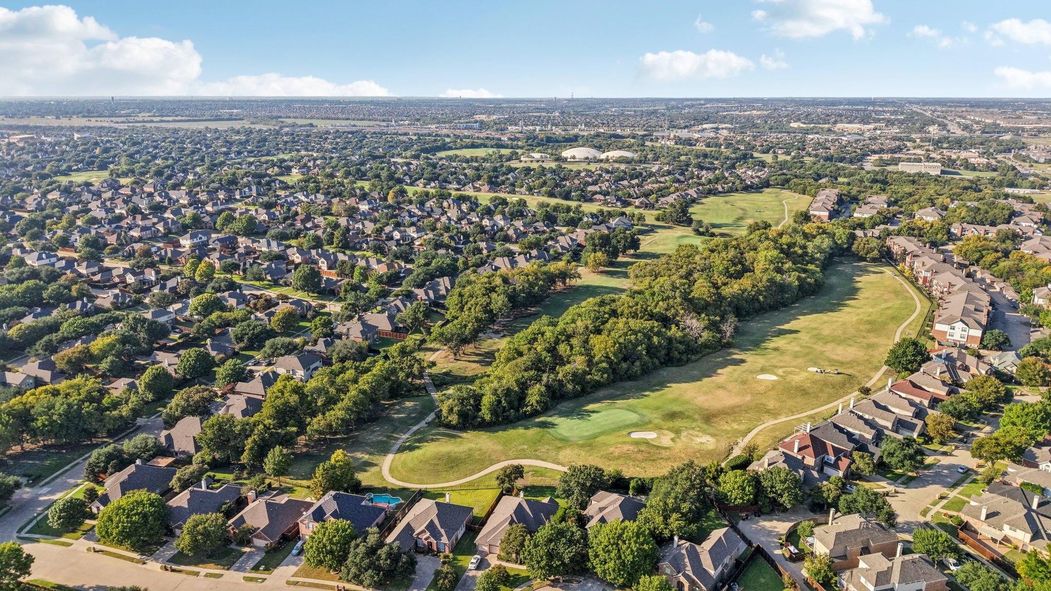 Longview Dr-S0210-053.jpg