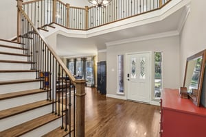 Longview Dr-S0210-007.jpg