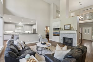 Longview Dr-S0210-013.jpg
