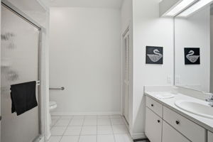  Photo 35