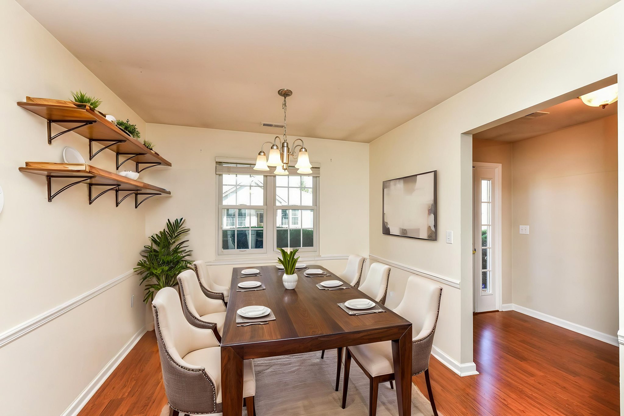 DSC_3717 virtually staged.jpeg