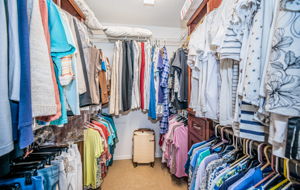 Master Bedroom Walk-in Closet-2