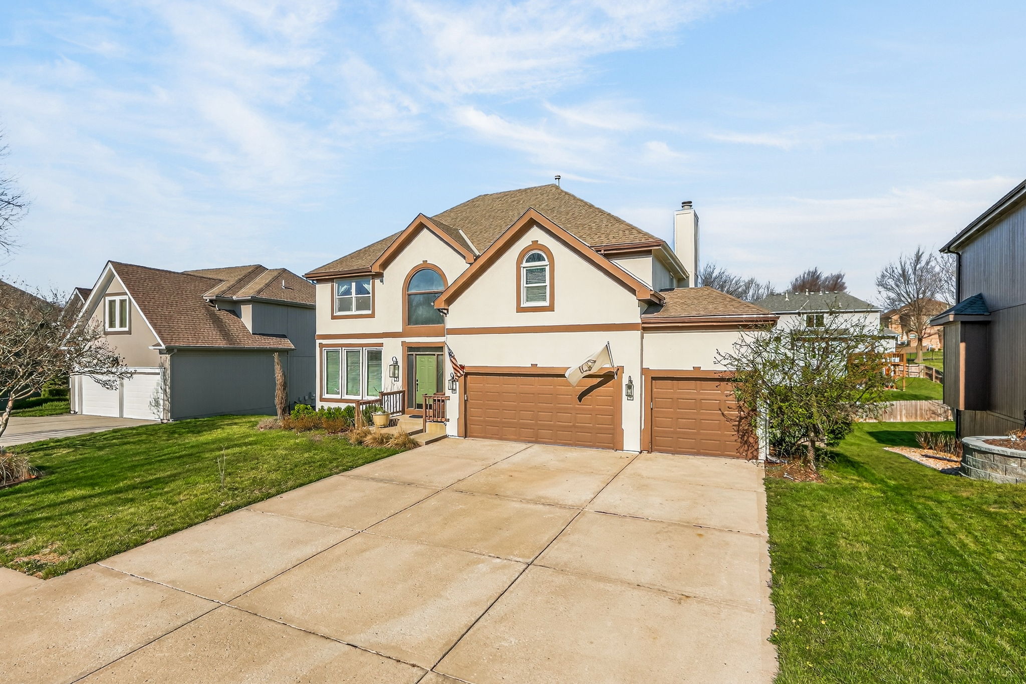 9218 N Virginia Ave-003