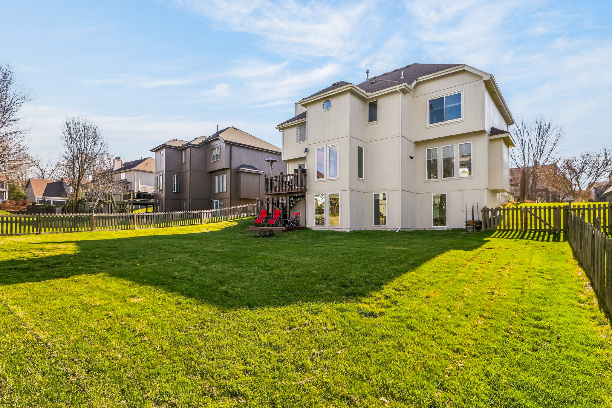 9218 N Virginia Ave-006