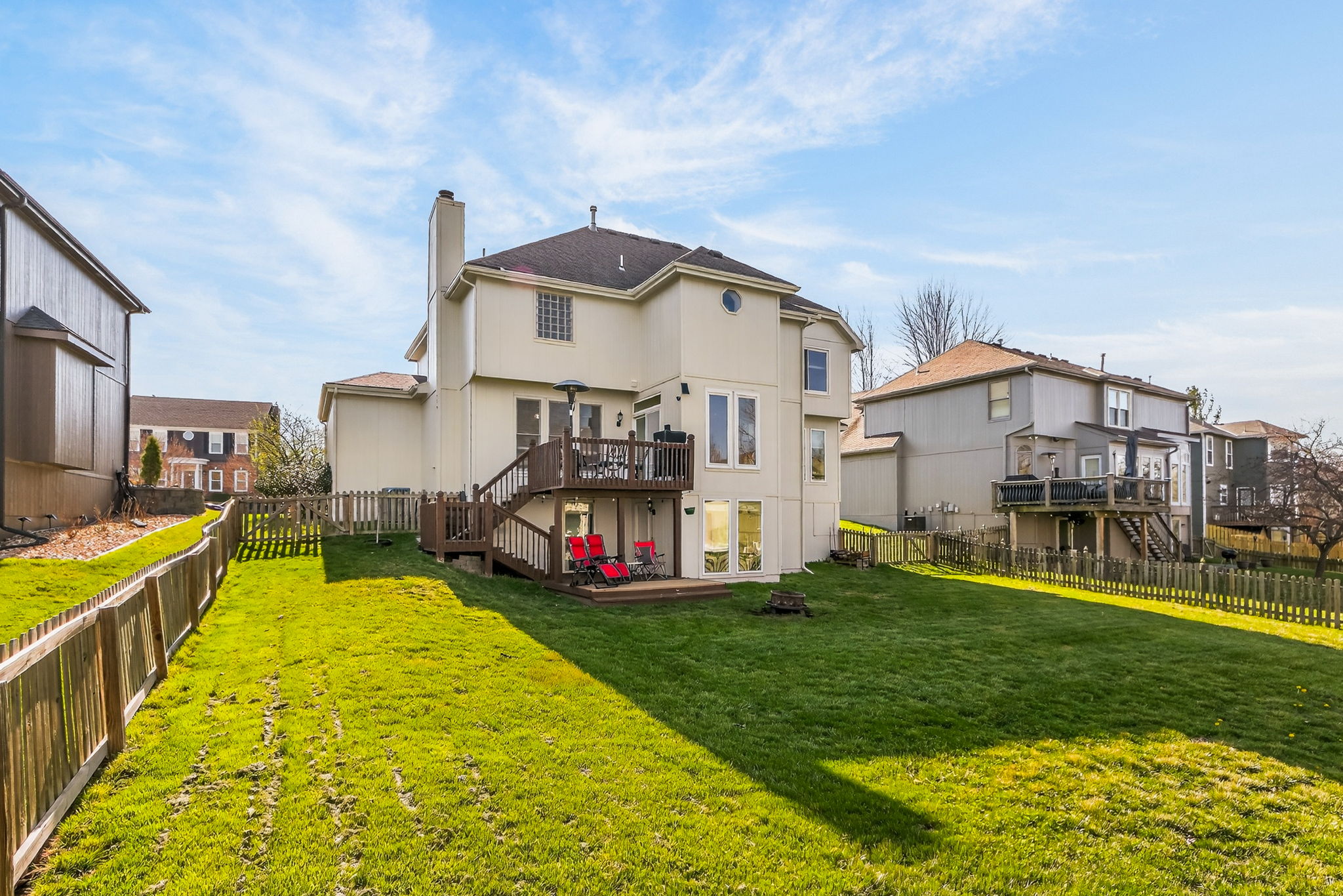 9218 N Virginia Ave-007