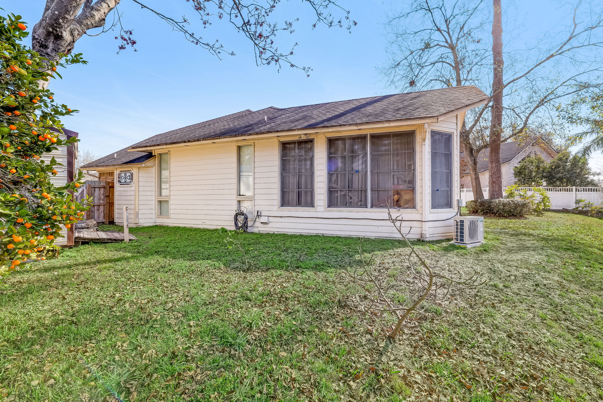 9218 Saffron Ct, Jacksonville, FL 32257 ECVT