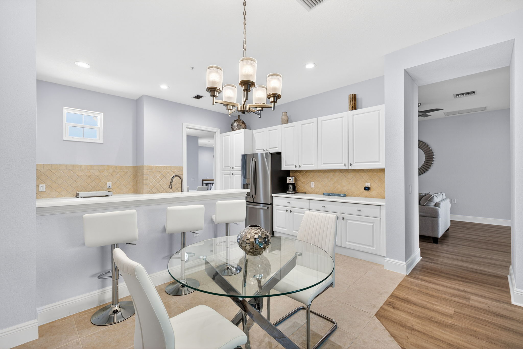 Breakfast Nook 1