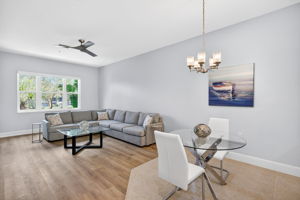 Breakfast Nook 2