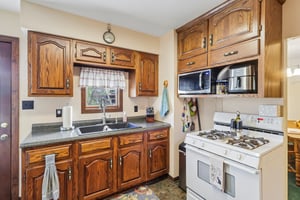 Brackenridge Ave-S2409-015.jpg