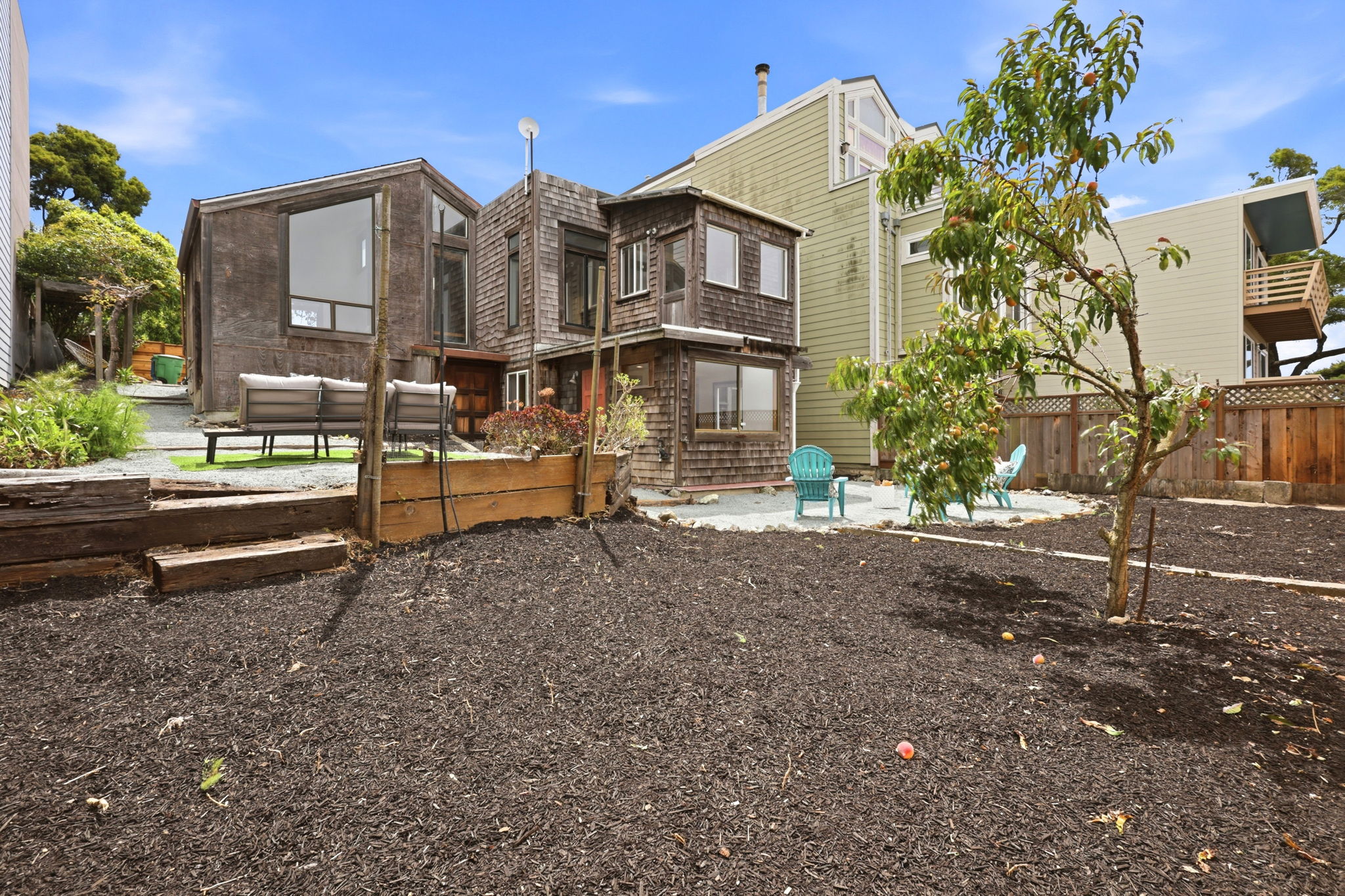 036_F8_922 Carolina St