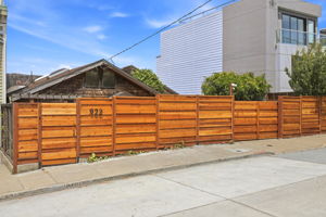 002_F8_922 Carolina St