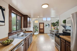 013_F8_922 Carolina St