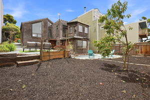 036_F8_922 Carolina St