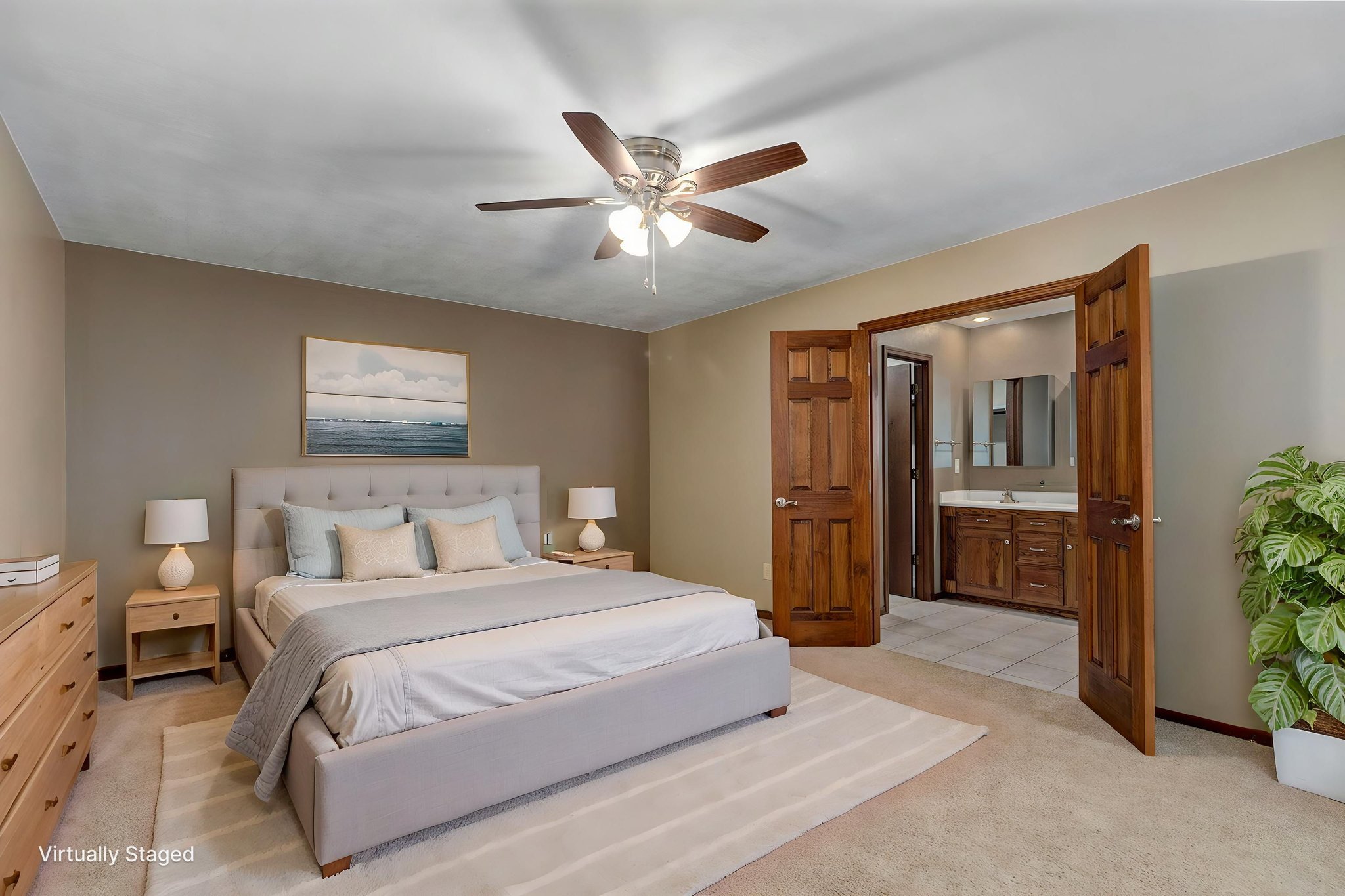 922 E Manchester Dr-19 virtually staged.jpeg