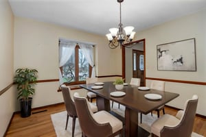 922 E Manchester Dr-30 virtually staged.jpeg