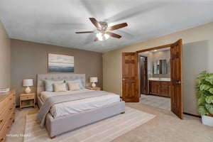 922 E Manchester Dr-19 virtually staged.jpeg