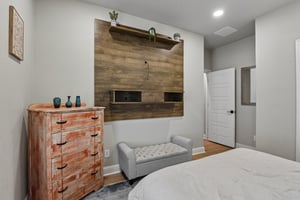 Santa Cruz-S0109-034.jpg