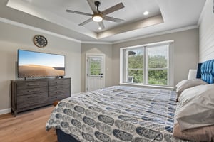 Santa Cruz-S0109-049.jpg