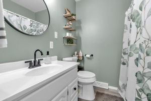  Photo 44