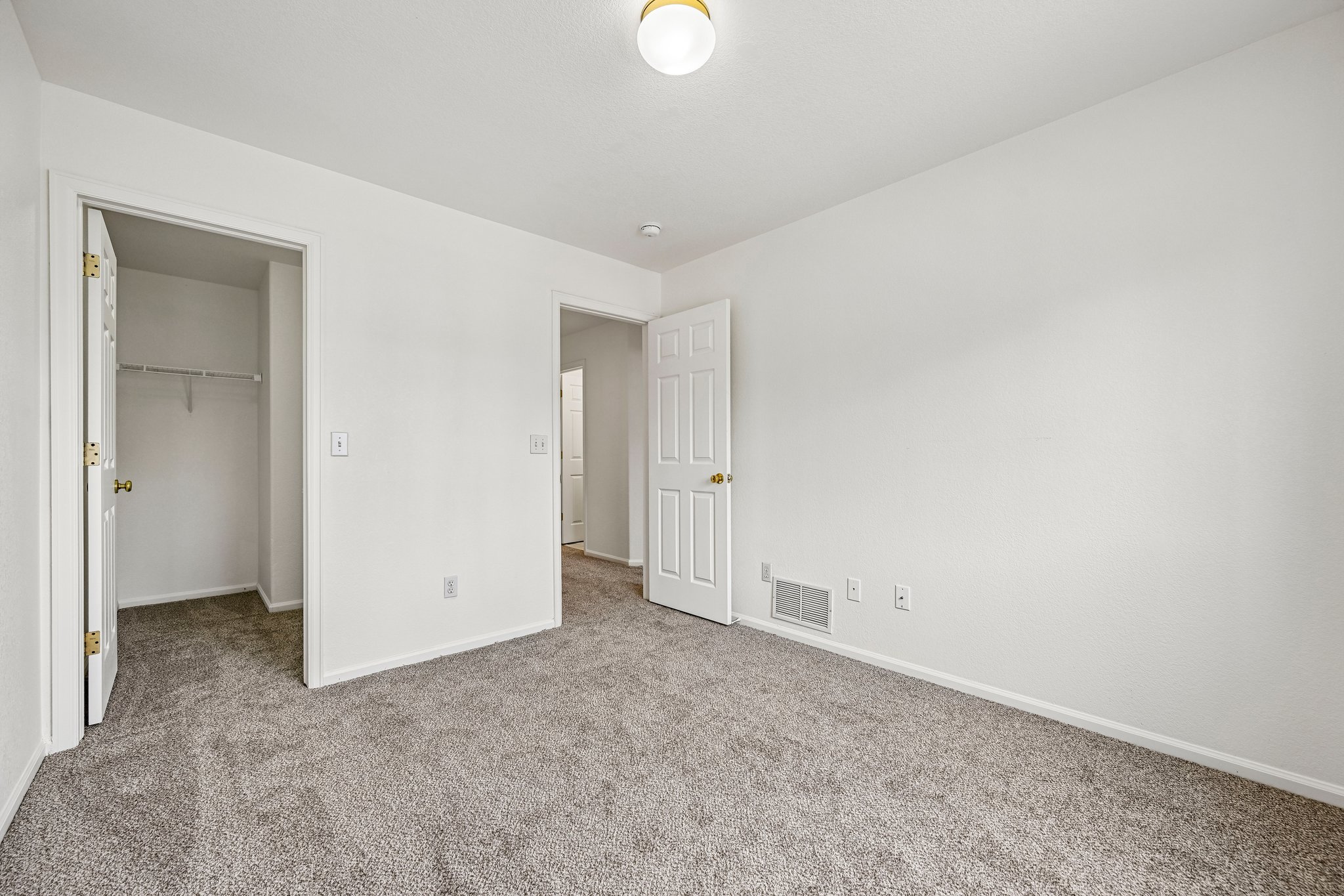 Jackson St-S2409-034.jpg