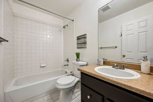 Jackson St-S2409-030.jpg