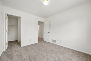 Jackson St-S2409-034.jpg