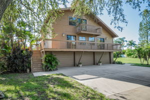 Front Exterior2