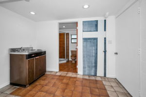 Lower Level Bonus Room2