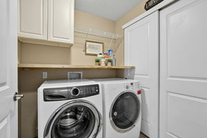  Photo 39
