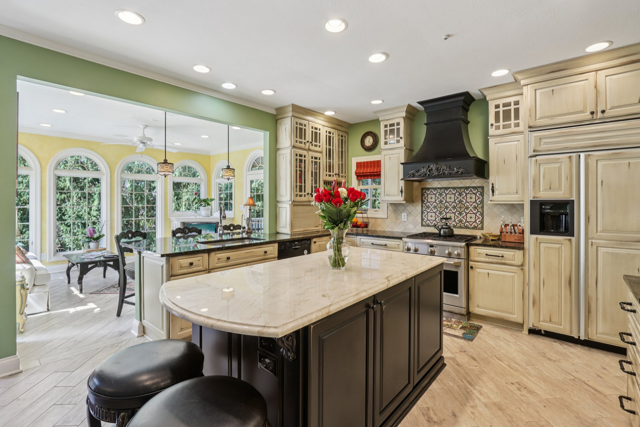 Bluestone Cir-S1909-021.jpg