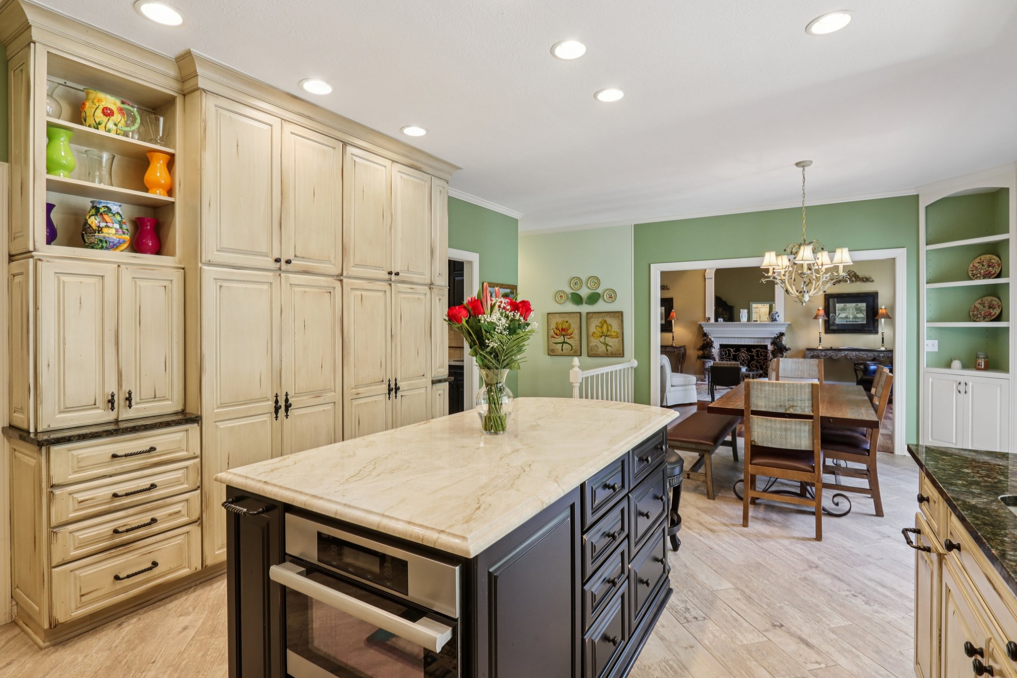 Bluestone Cir-S1909-023.jpg