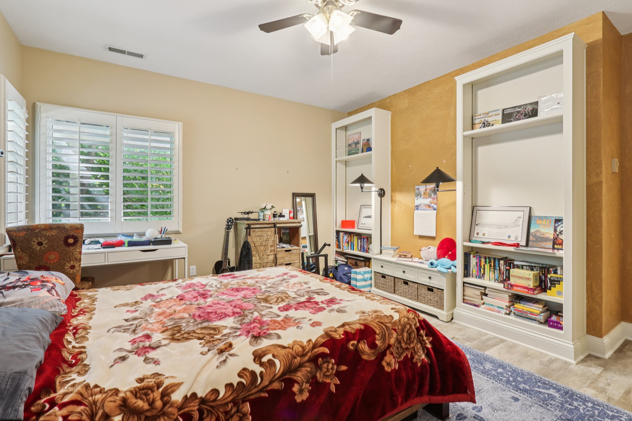 Bluestone Cir-S1909-055.jpg