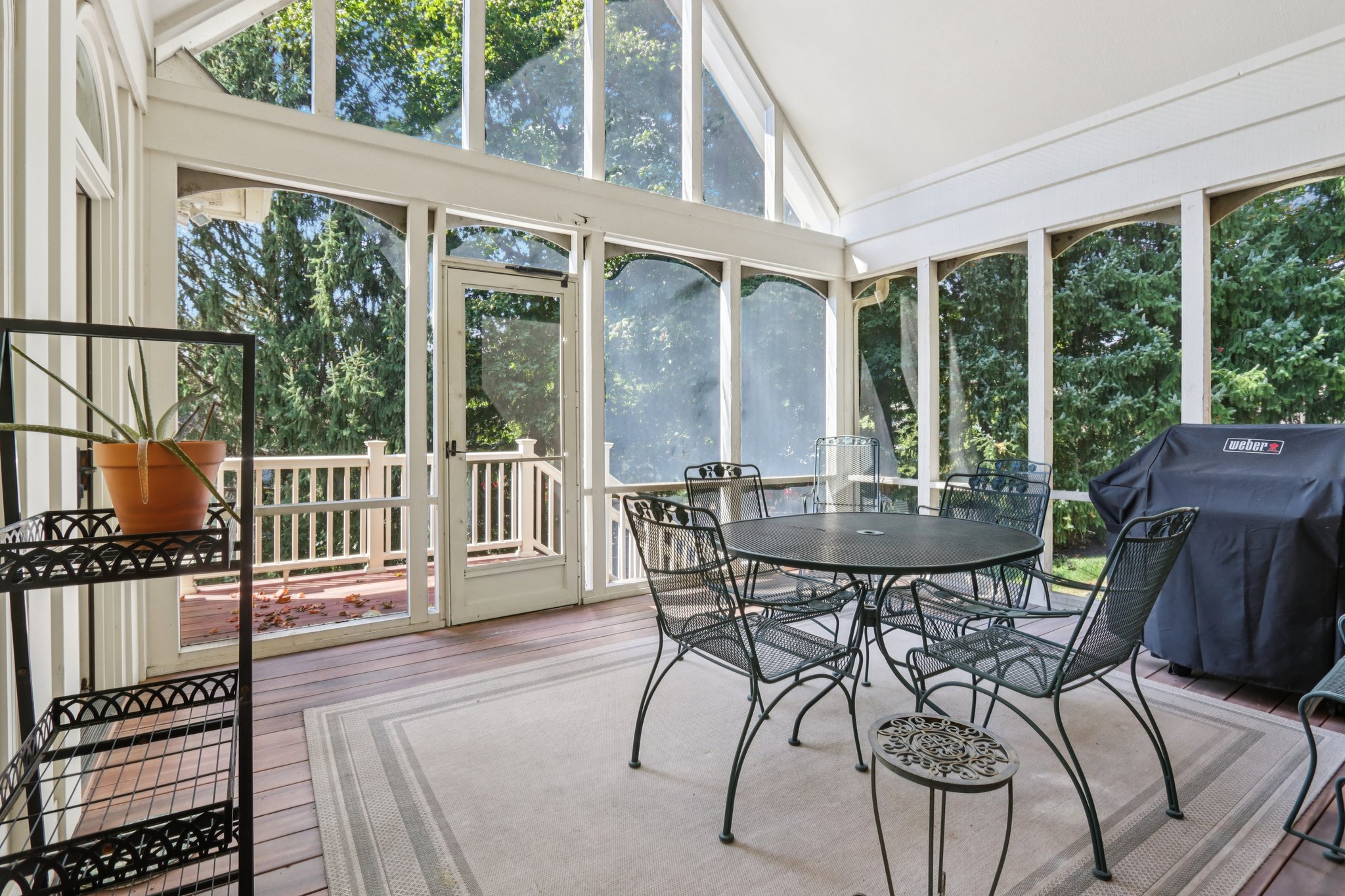 Bluestone Cir-S1909-059.jpg