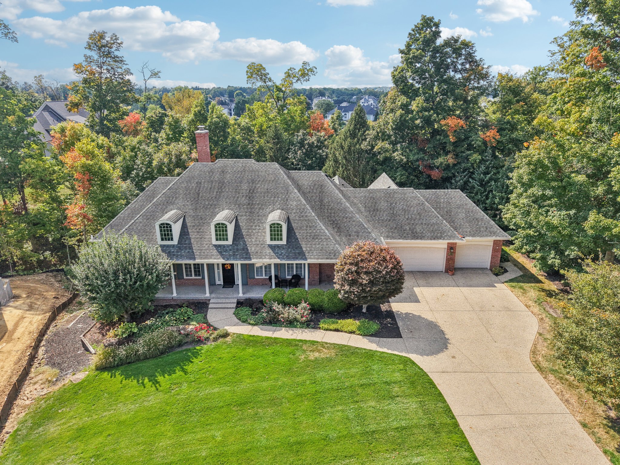 Bluestone Cir-S1909-070.jpg