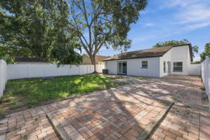  Photo 51