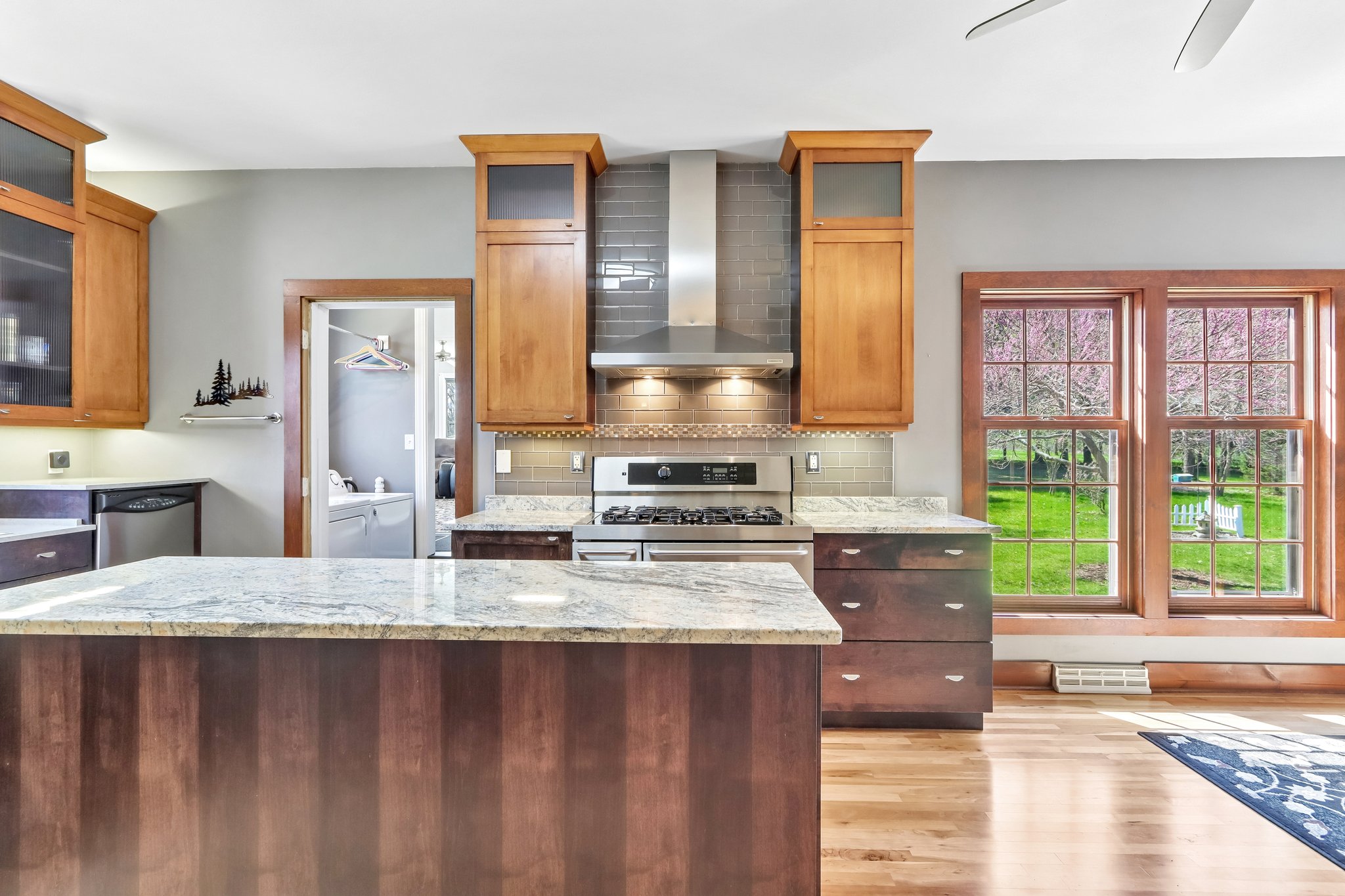 Fargo Rd-S2304-015.jpg