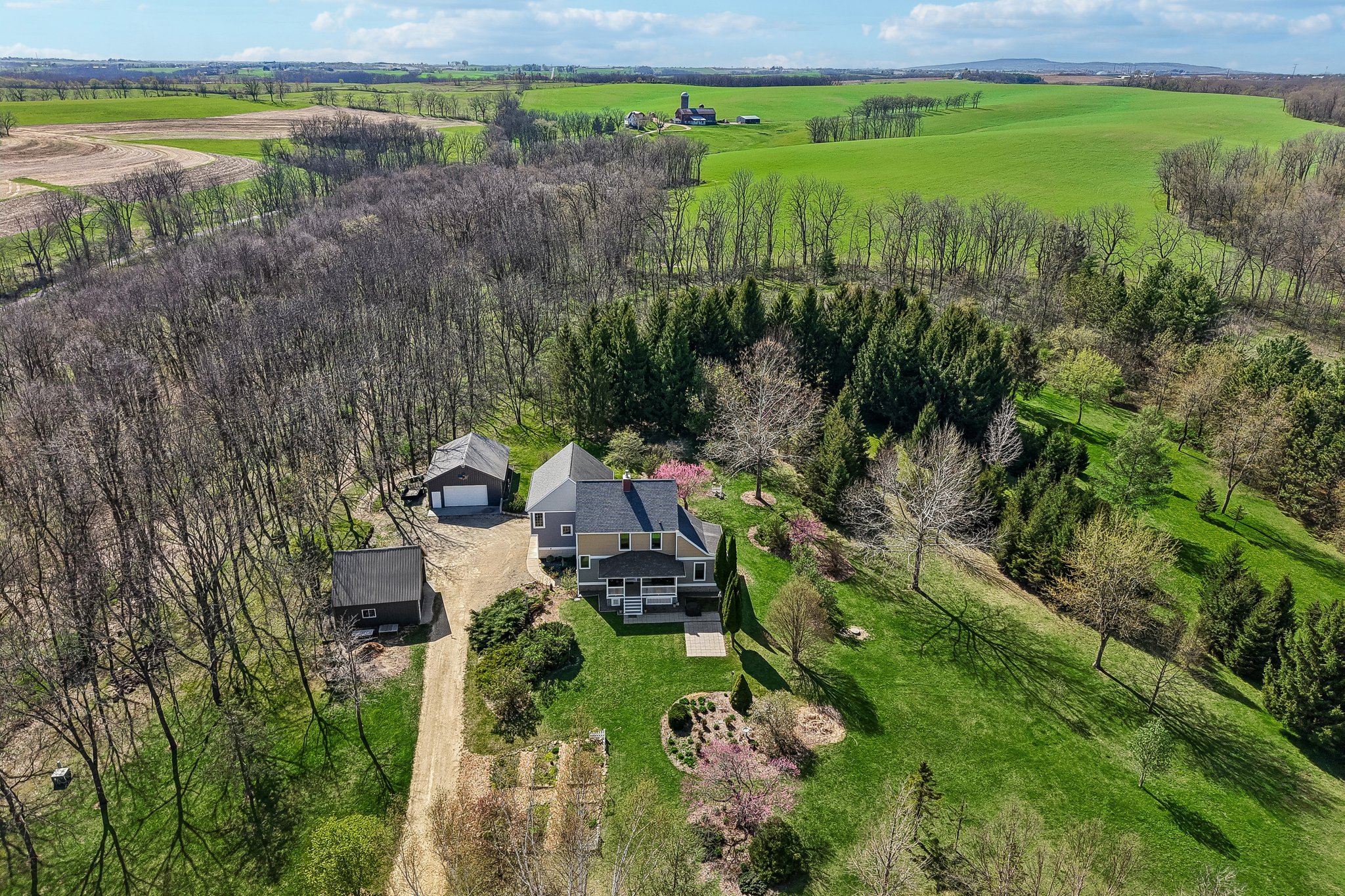 Fargo Rd-S2404-1-002.jpg