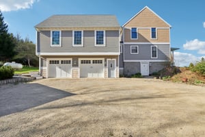 Fargo Rd-S2304-001.jpg