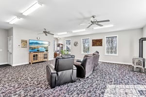 Fargo Rd-S2304-006.jpg