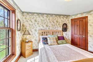 Fargo Rd-S2304-030.jpg