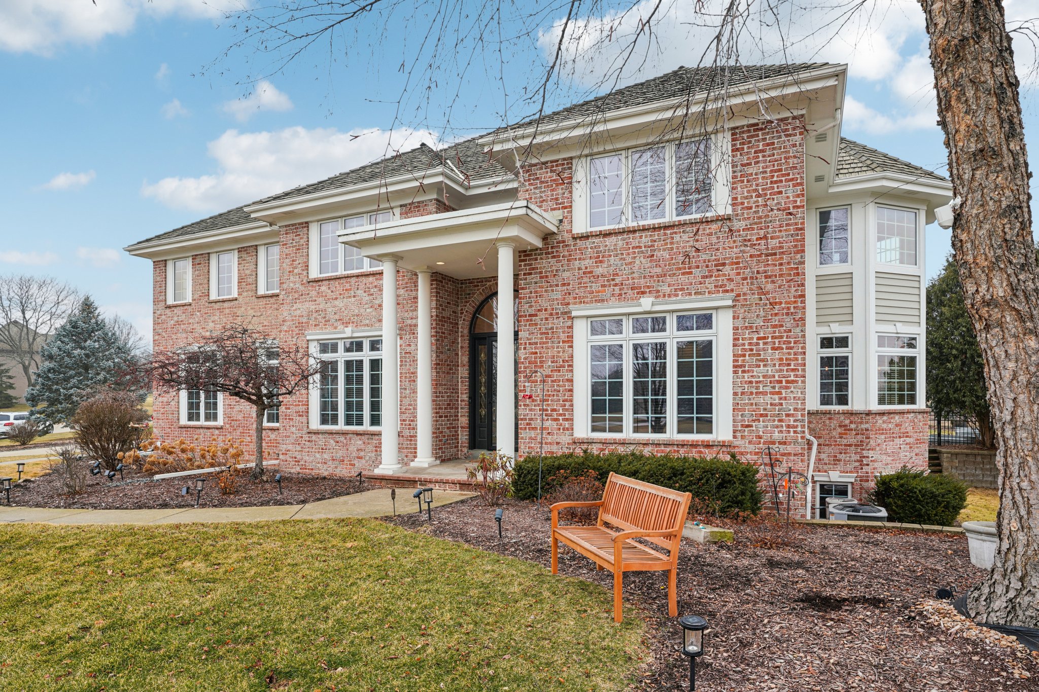 Evergreen Cir-S0603-005.jpg