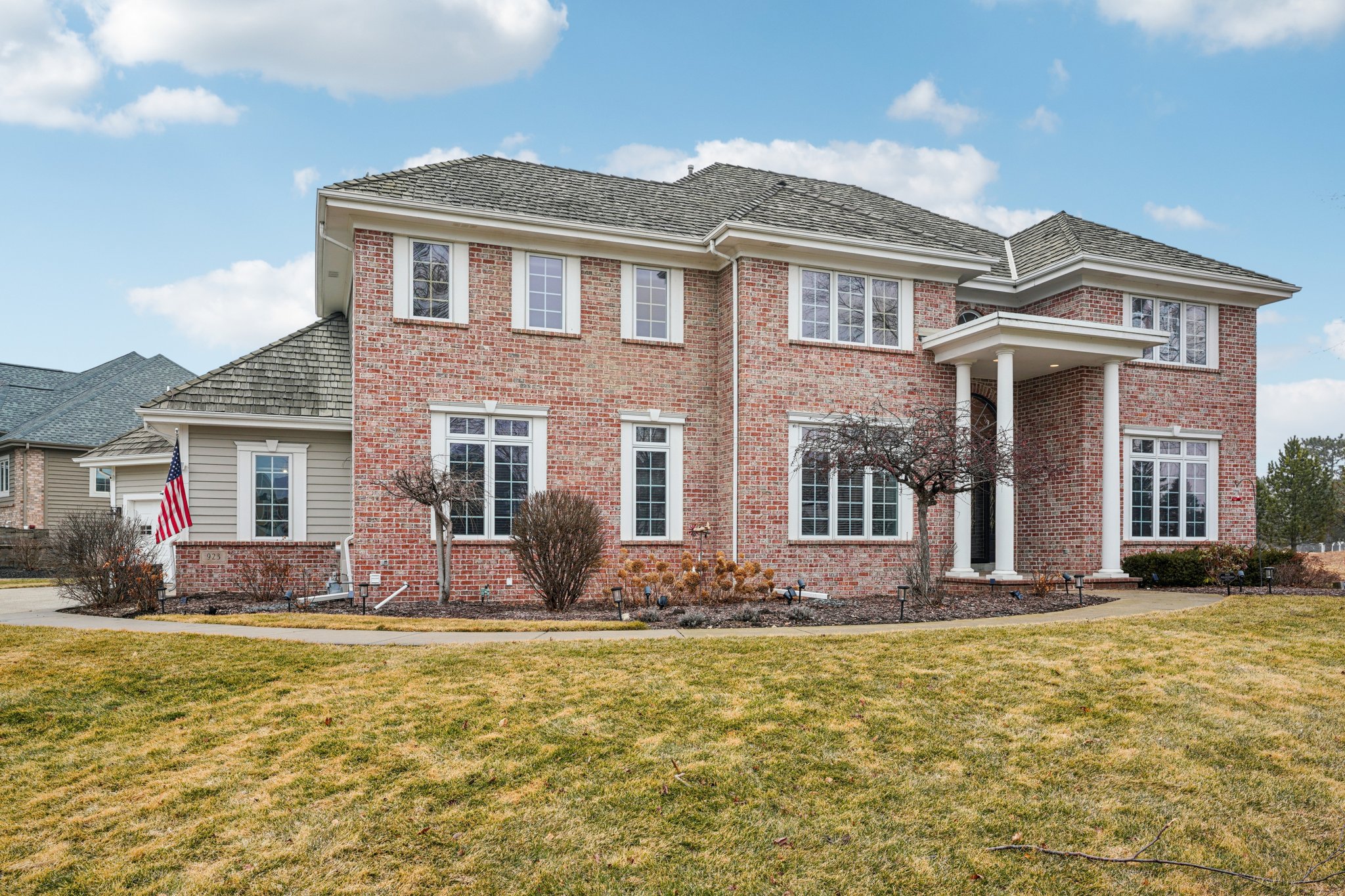 Evergreen Cir-S0603-010.jpg