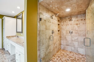 Evergreen Cir-S0603-081.jpg