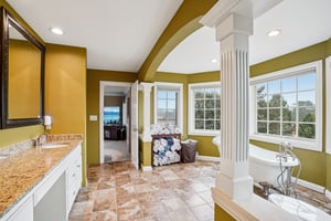 Evergreen Cir-S0603-083.jpg