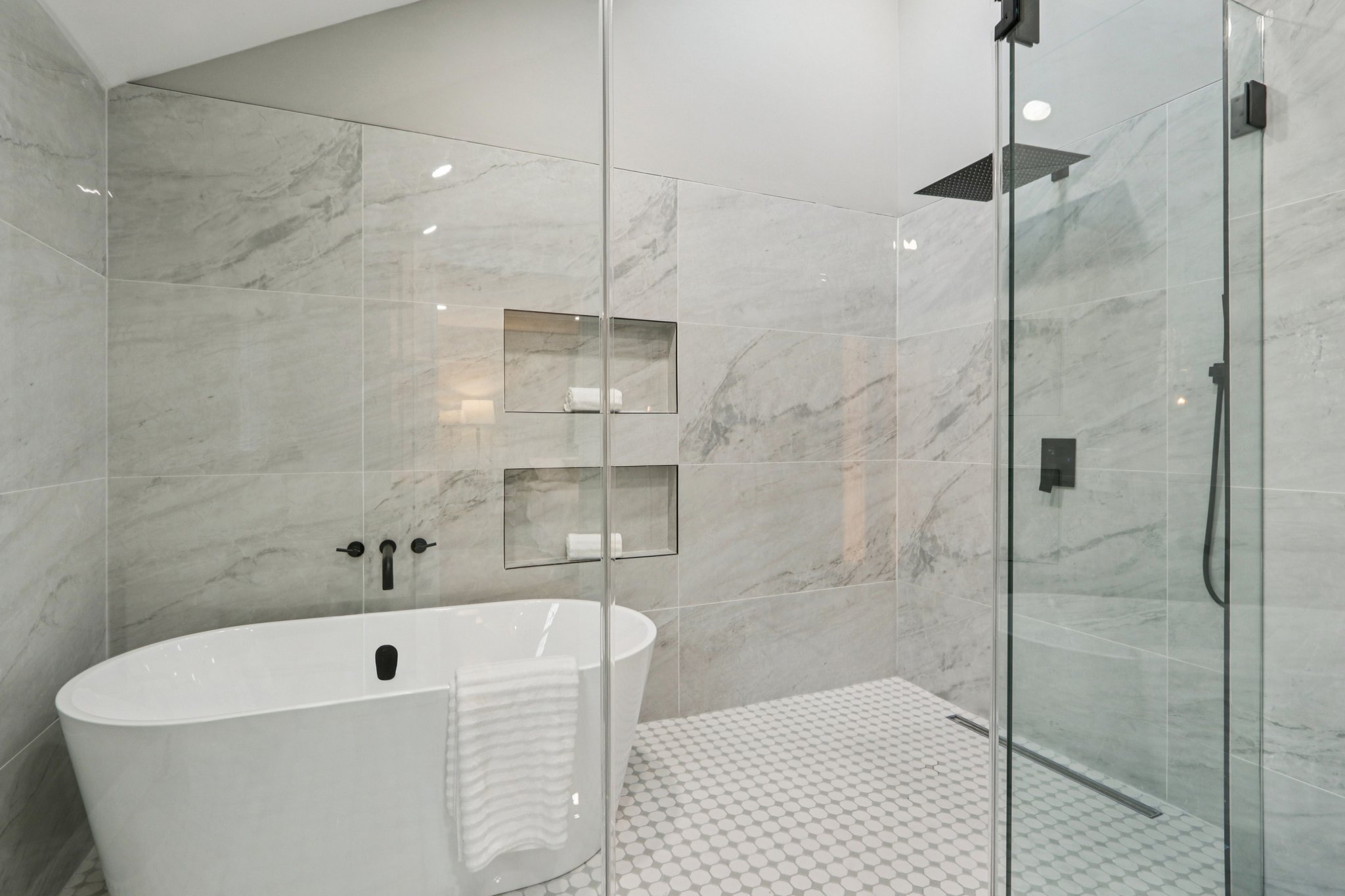 Hunt Dr-S0512-044.jpg