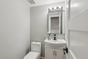 Hunt Dr-S0512-035.jpg