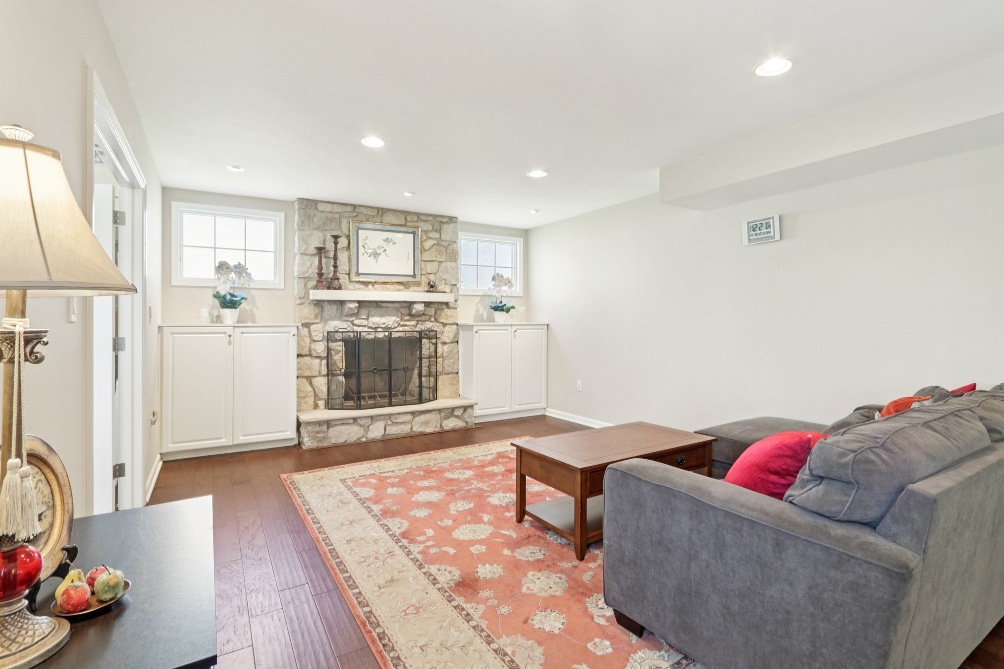 Pickering Dr-S0904-012.jpg